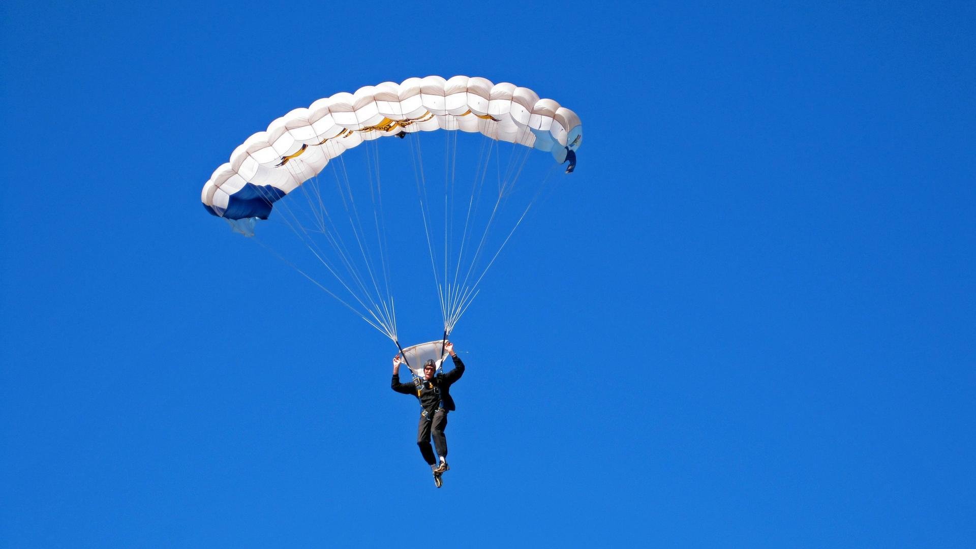 “中超主场观众破纪录，体育热情高涨”，中超现场观赛指南