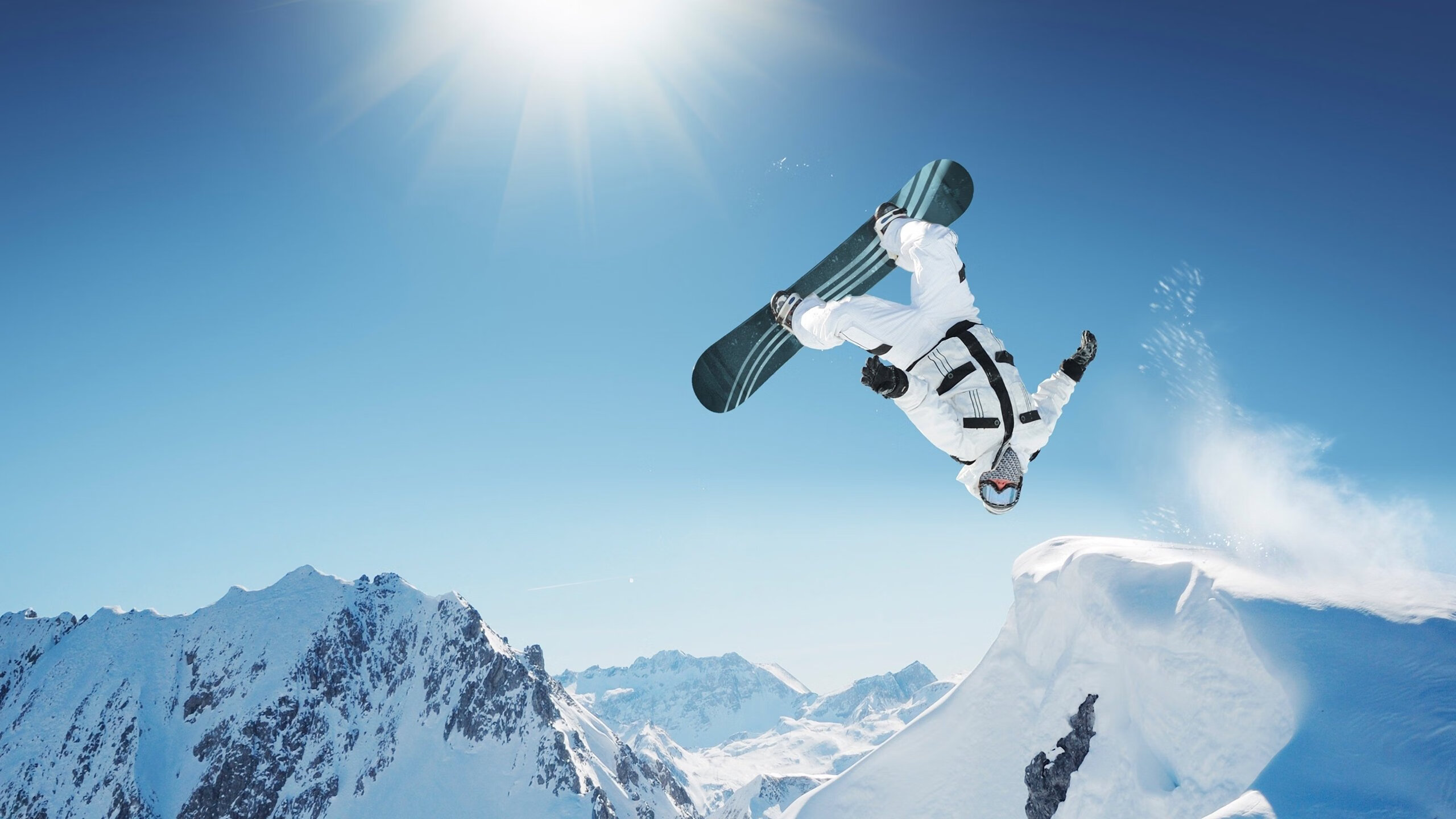 世界极限攀爬巡回赛，攀上未知的巅峰荣光，极限攀爬第一人坠亡