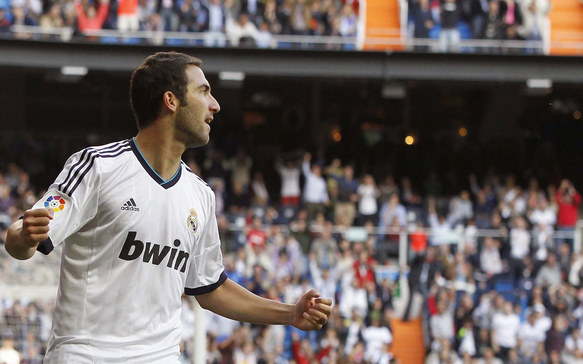 瓦朗谢纳队在重要比赛中战胜对手，排名稳定上升，瓦朗谢纳vs南锡